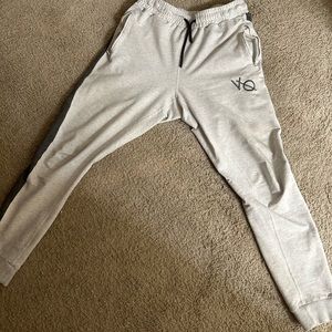 Vanquish joggers barley worn